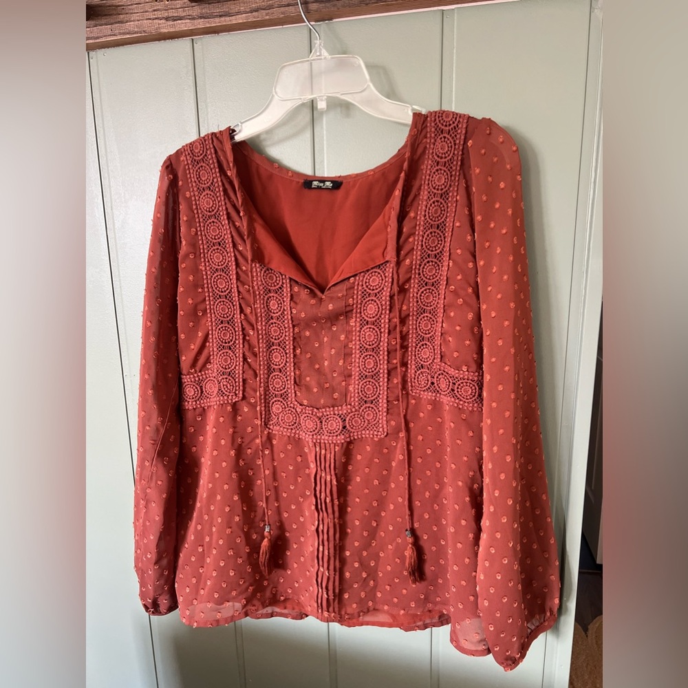 Women’s Blouse